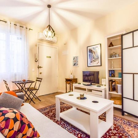 Apartamento En Chueca Apartman Madrid Kültér fotó
