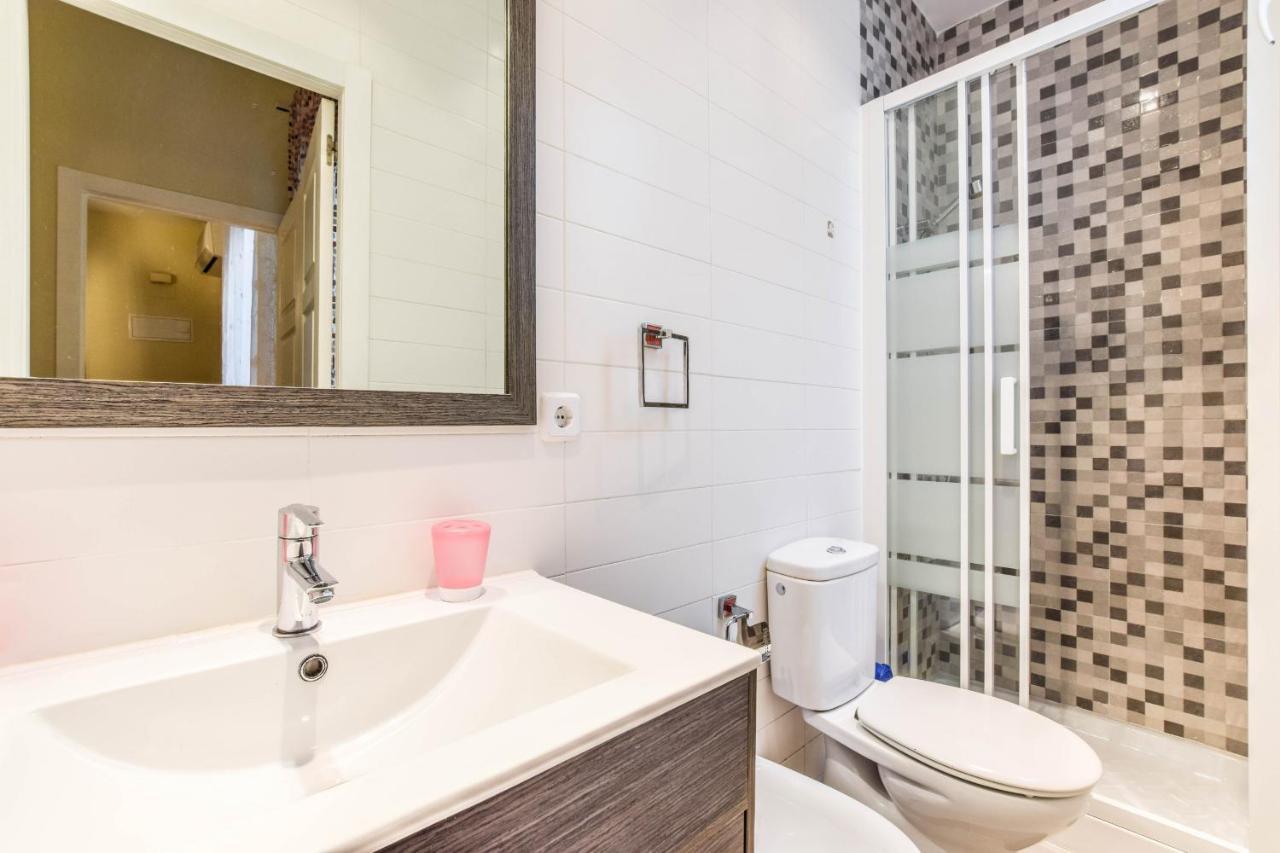 Apartamento En Chueca Apartman Madrid Kültér fotó